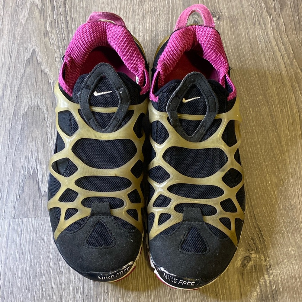 Nike free sneakers